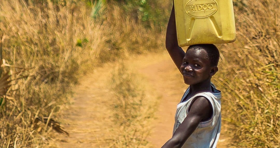 140 milioni di ore sprecate ogni giorno per cercare l’acqua